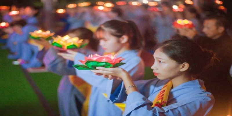 Cách để thể hiện lòng hiếu thảo với cha mẹ trong Lễ Vu Lan Cách để thể hiện lòng hiếu thảo với cha mẹ trong lễ vu lan